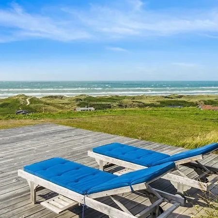 Alyssa - 300m From The Sea By Interhome